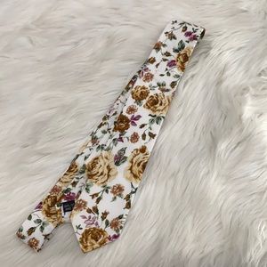 Emmett Cream Floral Skinny Tie